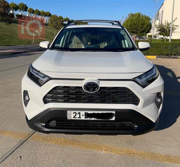 Toyota for sale in Iraq